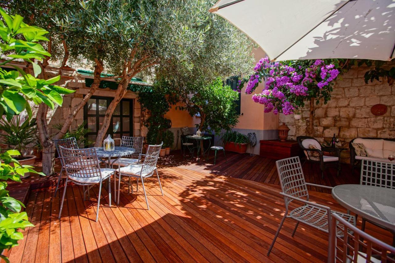 Boutique Guest Accommodation Zephyrus Split Bagian luar foto